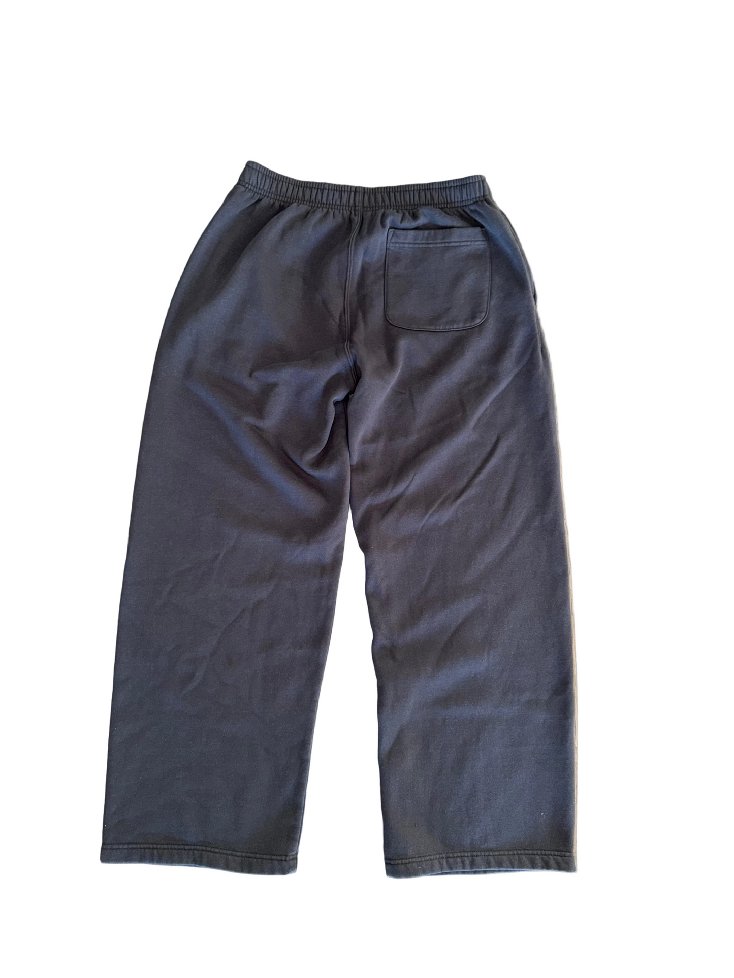 CHILLBAEBEEE WORLDWIDE Classic Logo Sweatpants in Bristol Black, back view with back pocket